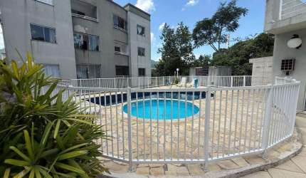 Apartamento à Venda | 2 Dormitórios | Sacada com Churrasqueira | Localização Privilegiada