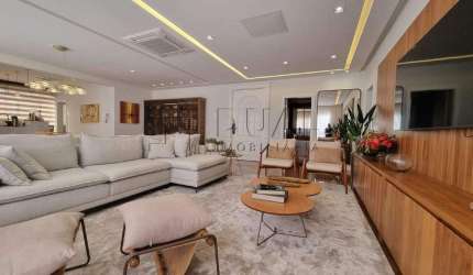 Cobertura com 225,43m² mobiliada à venda no bairro Centro em Jaraguá do Sul