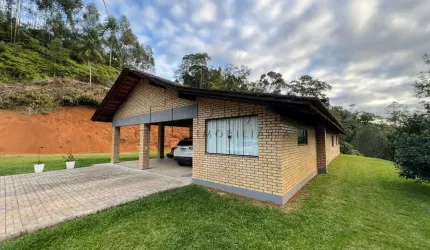 Chácara / Sítio à venda, 2 quartos, Barra do Rio Cerro - Jaraguá do Sul/SC