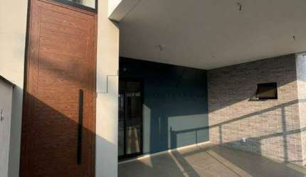 Sobrado Geminado de Alto Padrão à Venda – Localização Premium entre Centro, Vila Nova e Ilha da Figueira