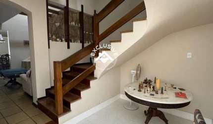 Apartamento de Luxo no Itaigara com 3 Quartos, 1 Suíte, 3 Salas, 2 Banheiros, 2 Vagas de Garagem e 400m² de Área - Salvador-BA