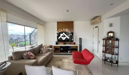 Apartamento à venda em Salvador-BA no bairro Santa Cruz  3 quartos, 3 suítes, 4 banheiros, 4 vagas  178,00 m² de área.