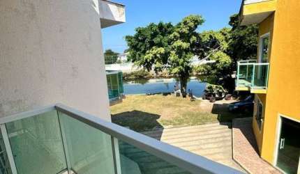 Linda Casa Duplex em Condominio!!!