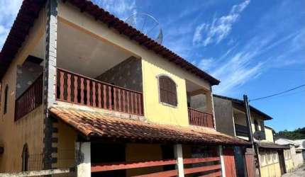 Excelente casa com 3 quartos no condomínio Cisne Branco !!!