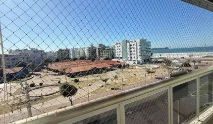 Apartamento 4 quartos em frente á praia do Forte com área de Lazer !!!