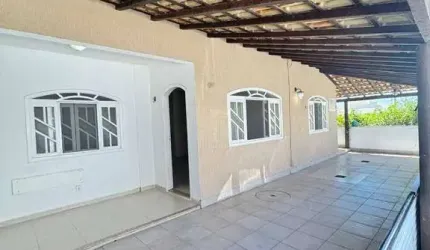 Casa linear  no condomínio dos pássaros !!!