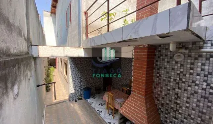 Sobrado à Venda | Suzano com 3 dormitórios e 1 suíte