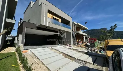 Casa 3 Suítes - Pedra Branca, Palhoça-SC