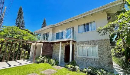 Casa com Píer e Vaga Náutica, Mobiliada