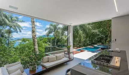 Casa 4 Suítes, Piscina, Vista Para o Mar -  Praia do Estaleiro/BC
