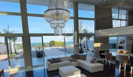 Casa 6 Suites Frente Mar, Praia do Estaleirinho/BC