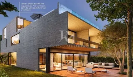 Casa 4 Suítes com Vista Para o Mar - Balneário Camboriú /SC