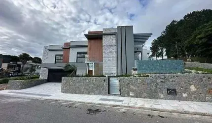 Casa 3 Suítes - Pedra Branca, Palhoça-SC