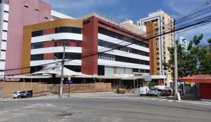 Prédio para Locação em Salvador, Paralela, 60 vagas