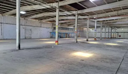 Galpão para Locação em Salvador, Águas Claras, 1 banheiro, 1 vaga