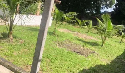 Galpão para Venda em Dias D`Ávila, Centro, 2 dormitórios, 2 banheiros, 3 vagas
