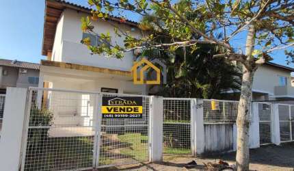 Casa à venda no bairro São João do Rio Vermelho - Florianópolis/SC