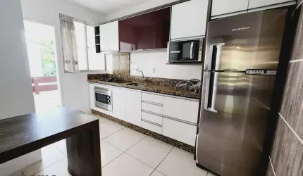 Apartamento à Venda no Anita Garibaldi: 2 Quartos, Mobiliado e Bem Localizado por R$ 350.000