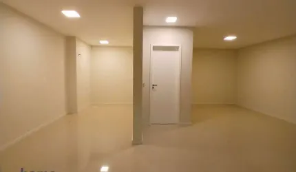 Sala comercial para alugar com 45m² para aluguel na Av. Santos Dumont no bairro Bom Retiro por R$1.700,00 + taxas