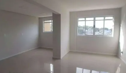 Sala comercial para aluguel com 60m² na Av. Santos Dumont no bairro Bom Retiro por R$2.300,00 + taxas
