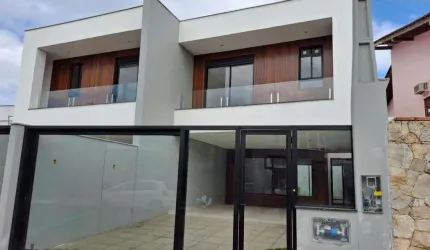 Sobrado Geminado Alto Padrão Novo com 3 Suítes e Escritório à Venda no Saguaçú – De R$1.380.000,00 por R$1.299.000,00 - Por tempo Limitado!!!