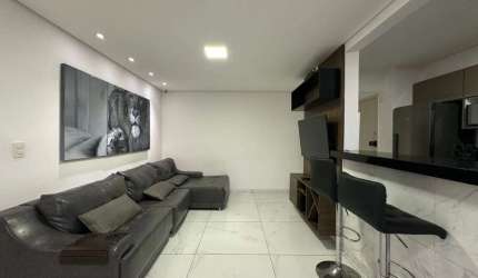 Apartamentos - 03 qts. - 01 suíte - 01 vg. - varanda - R$ 429K