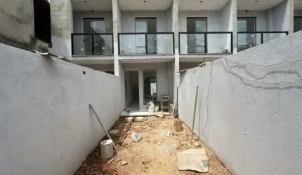Casa a venda Bairro São João Batista - 2 quartos com varanda - 2 vaga