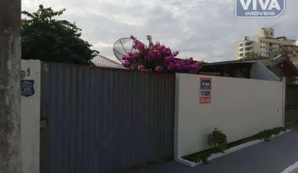 Casa com 2 dormitórios à venda por R$ 960.000,00 - São João - Itajaí/SC