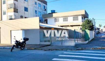Sobrado com 6 dormitórios à venda, 250 m² - São Vicente - Itajaí/SC