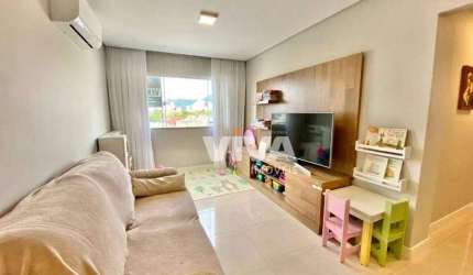 Apartamento com 2 dormitórios à venda, 62 m² por R$ 426.000,00 - São João - Itajaí/SC