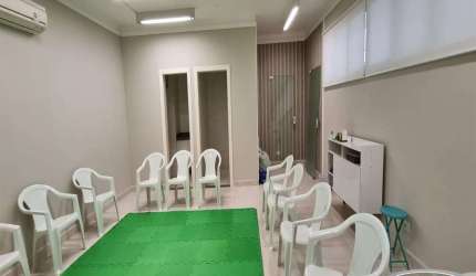 Barracão / Galpão / Depósito à venda na Rua Álvares Cabral, Centro, Marília por R$ 200.000