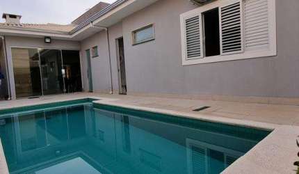 Casa com 4 quartos à venda na Rua Santa Helena, Jardim Alvorada, Marília, 260 m2 por R$ 1.700.000