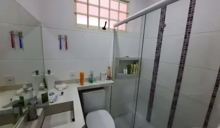 Casa com 3 quartos à venda na Rua Laurindo Fontana, Jardim Parati, Marília por R$ 490.000