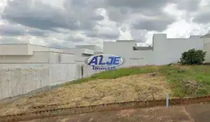 Terreno à venda na Rua Lázaro da Cruz, Jardim Florença, Marília por R$ 190.000