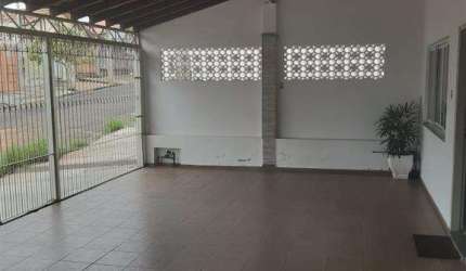 Casa com 3 quartos à venda na Rua Francisca de Oliveira, Conjunto Habitacional Monsenhor João Batista Toffoli, Marília por R$ 300.000