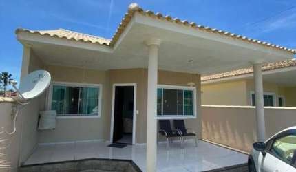 Casa para Venda em Araruama, Paraty, 2 dormitórios, 1 suíte, 3 banheiros