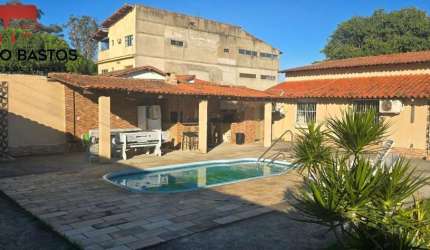 Casa para Venda em Araruama, Paraty, 2 dormitórios, 1 suíte, 3 banheiros, 1 vaga