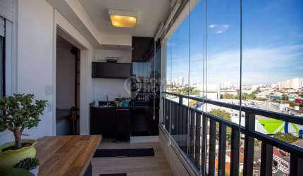 Apartamento à venda na Saúde com 2 dormitórios (1suite) varanda gourmet, 2 vagas