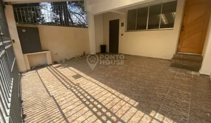 Sobrado de 140m, à venda na Vila Mariana, 2 dormitórios, 1 com sacada e 2 vagas