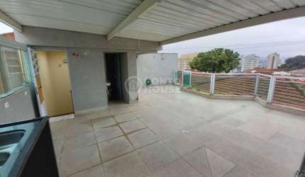 Casa em condomínio à venda no Cambuci com 3 domritórios, 1 suíte e 3 vagas