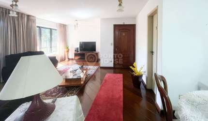 Apartamento com 3 dormitórios, 1 suíte e 2 vagas no bairro Jardim da Saúde