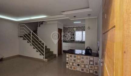 Casa em condomínio no bairro Ipiranga de 3 dormitórios, depósito e 2 vagas