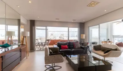 Cobertura Linear à venda na Vila Gumercindo 3 suítes  e 4 vagas