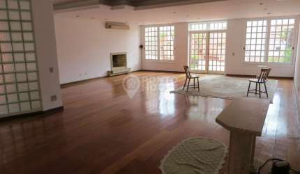 Casa à Venda no bairro Planalto Paulista, 4 Dormitórios, 6 Vagas, Academia, Vaga