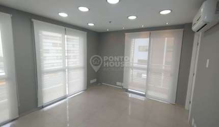 Conjunto Comercial para locação em Moema,44 m², 2 banheiros e 1 vaga