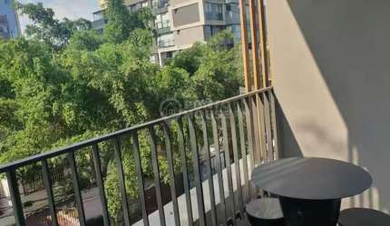 Studio para locação na Vila Mariana de 28m², mobiliado e com varanda