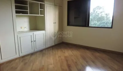 Apartamento à venda no bairro Ipiranga de 3 suítes, 4 banheiros e 3 vagas