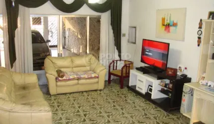 Sobrado à venda e locação no bairro do Jabaquara de 4 dormitórios e 4 vagas