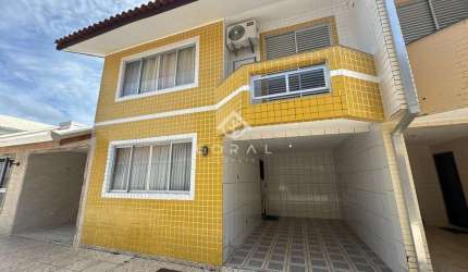 Sobrado em Condomínio com 3 dormitórios