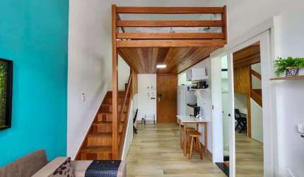 Apartamento à venda em Teresópolis-RJ, Alto: Kitinet reformada, mobiliada e bem localizada! 1 quarto, 1 sala, 19m².